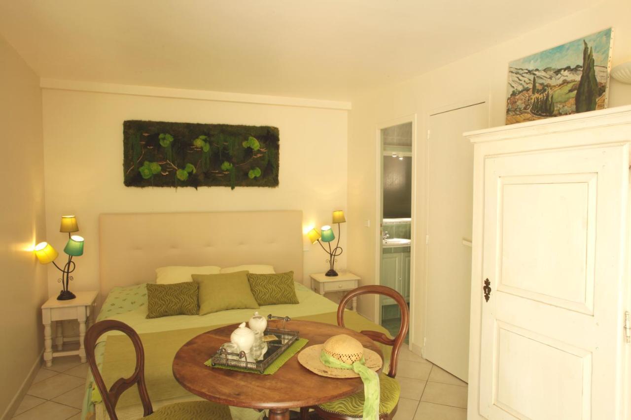 La Campagne St Lazare - Restaurant Chambres D'Hotes Piscine & Spa Forcalquier Dış mekan fotoğraf