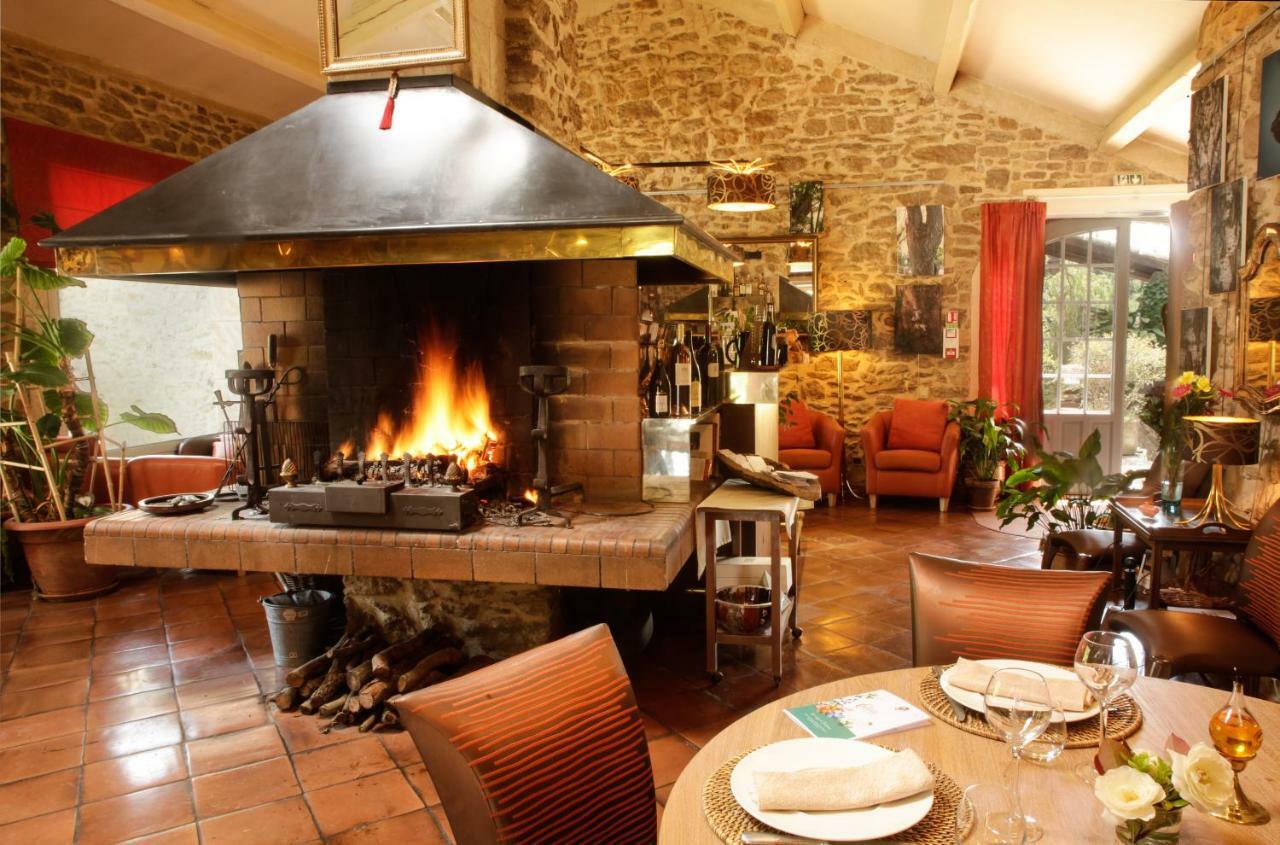 La Campagne St Lazare - Restaurant Chambres D'Hotes Piscine & Spa Forcalquier Dış mekan fotoğraf
